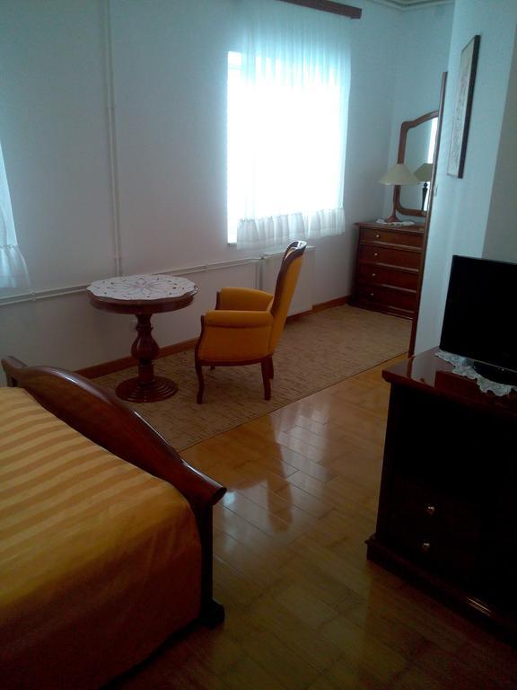 Vila Punta Sibuljina Luaran gambar